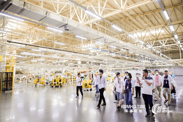&ldquo;辉煌六十载,&lsquo;锦&rsquo;彩每一程&rdquo; &mdash;&mdash;KUMHO TIRE锦湖轮胎工业4.0工厂参观及新品品鉴